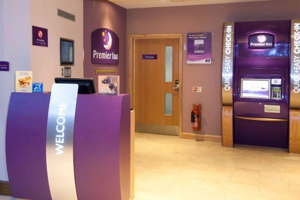 Premier Inn Kidderminster Buitenkant foto