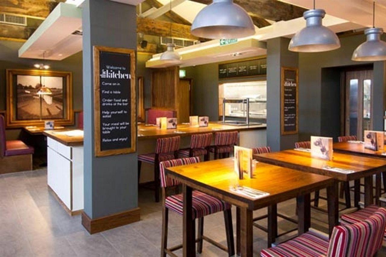 Premier Inn Kidderminster Buitenkant foto